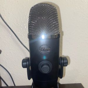 It’s a Blue yeti microphone
